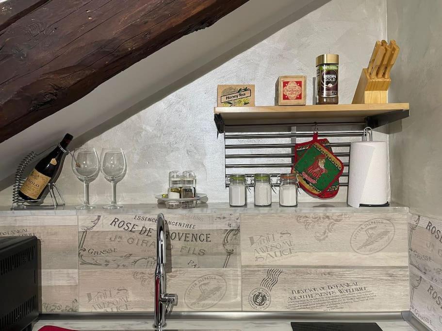 Ferienwohnung Mansarda Di Charme Con Vista Turin Exterior foto